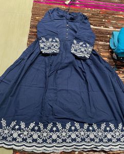 Elegant Navy Blue Embroidered Kurta