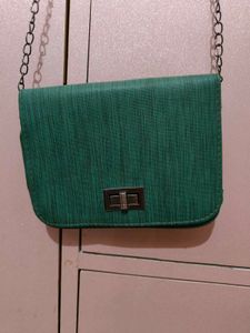 Ivy Green  Sling Bag