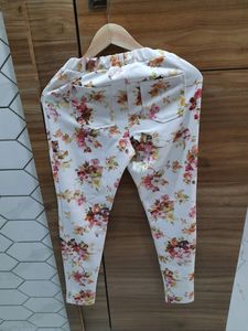 Floral Pant (Unsend ) By Desibella
