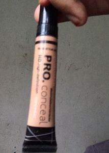 It Is a dissimulateur/corrector