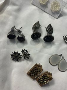 Earrings Collection