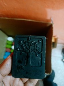 Charcoal Soap Sheabutter Orange Honey Redwine