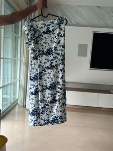 Fixed price, lovely  white dress