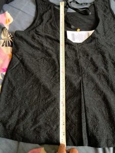 New Black Sleeveless Top