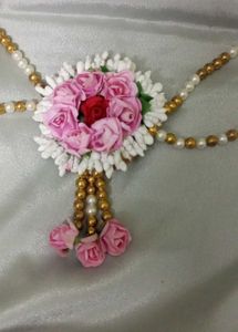 Hair Accessories Set Of 3