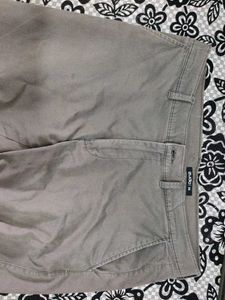 Studio 24 Chinos - Size 34