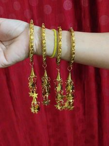 Bangles With Latkan