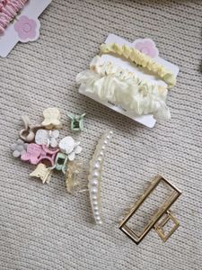 Women Scrunchies Set