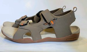 Woodland Sandals Size 8 🔥