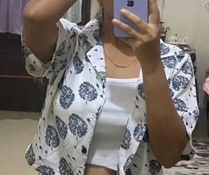 Oversized Cropped Shirt For Women Size :m