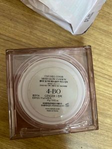 CLIO CUSHION FOUNDATION WITH REFILL