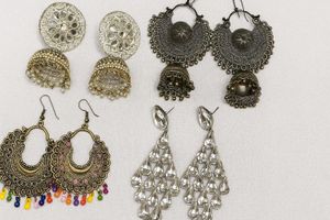 4 Jhumke Ethnic Combo