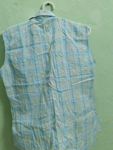 Coat Like Sleeveless Shirt