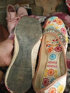 Embroidered Ethnic Flats