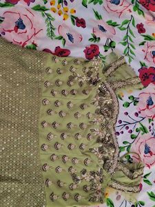 I Am Selling 4 Piece Weeding Suit