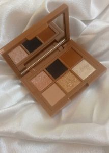 Eye Shadow