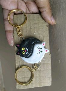 Yin-Yang Cat Keychains - 2 pcs 🤍🖤