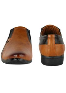 Moccasin Shoes (Size: 8 India/UK)