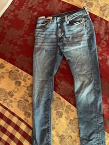 Versatile Blue Denim Jeans