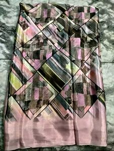 PURE CRAPE SILK SAREE.Fixed price