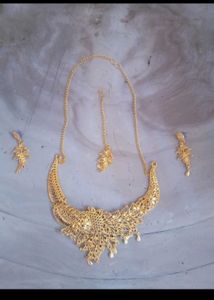 Elegant Gold-Plated Necklace Set