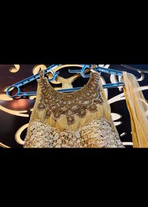 Golden Gown💕