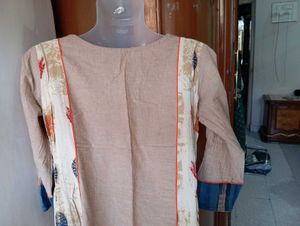 Elegant Printed Kurti