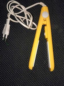 Mini Yellow Hair Straightener