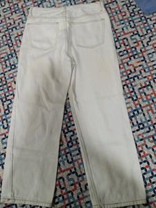 Beige Straightfit Denim