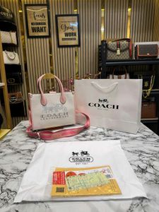 Coach Signature Canvas Premium Bag (Master Copy)