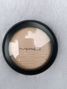 Mac Highlighter ♥️💕