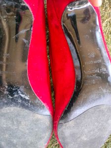 Red Pointed Heels(just need to washed it)
