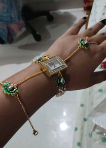 Elegant Gold &amp; Green Watch