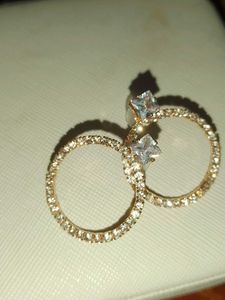 New Light Weight Earings ✨