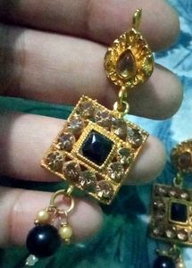 Vintage Black &amp; Gold Drop Earrings