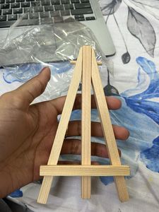 Wooden Easel Stand