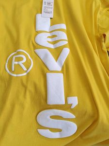 Levi&#39;s Yellow Graphic T-shirt