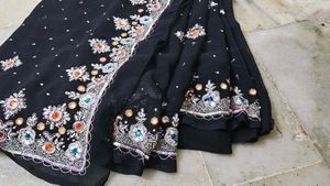 Very Beautiful Work Saree 🥻 ..💖..♥️