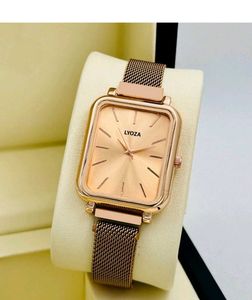 LYOZA Women&#39;s Watch - Rose Gold