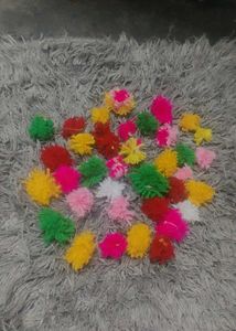 Handmade Pompoms For Crafting