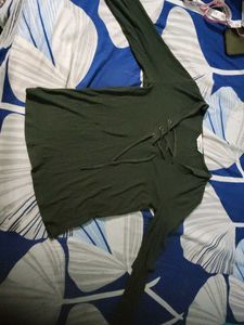 Fitted Green Top 🍀 For Your Style