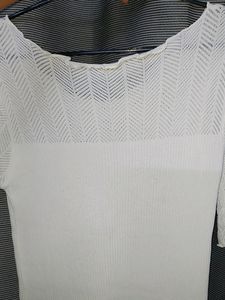 White cute ribbed top