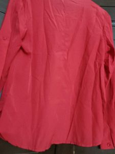Women Red Buttons Roll-up Sleeve Casual Shirt