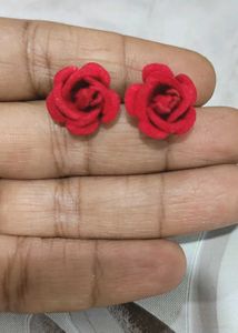 Rose studs
