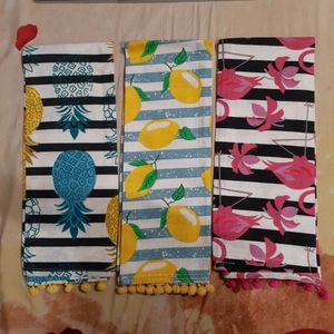 Pack Of 3 Brand New Kitchen Towels