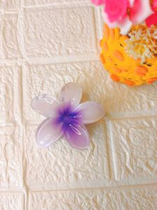 Viral Flower Clutcher💜