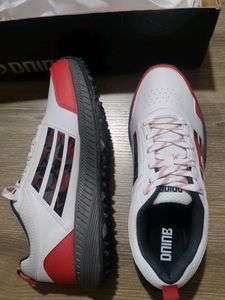 Stylish White Sport Shoes