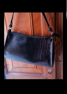Free Sugar Highlighter+2 Sling Purse