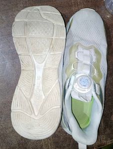 Comfortable Athletic Shoes