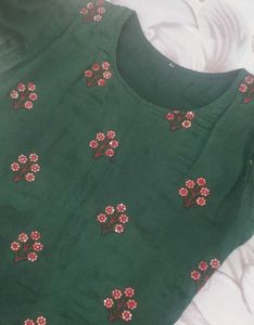Green Embroidered Kurta